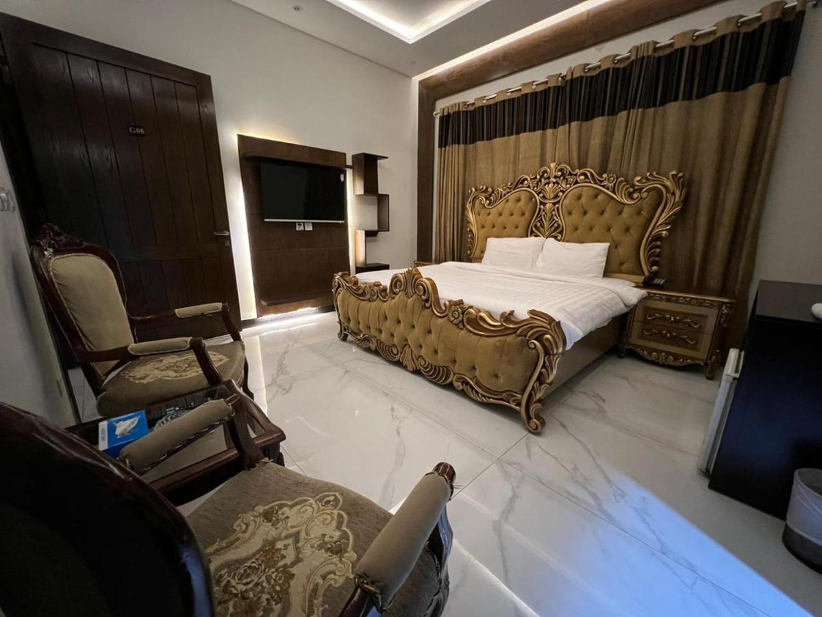 Palm Tree Hotel Lahore Bagian luar foto