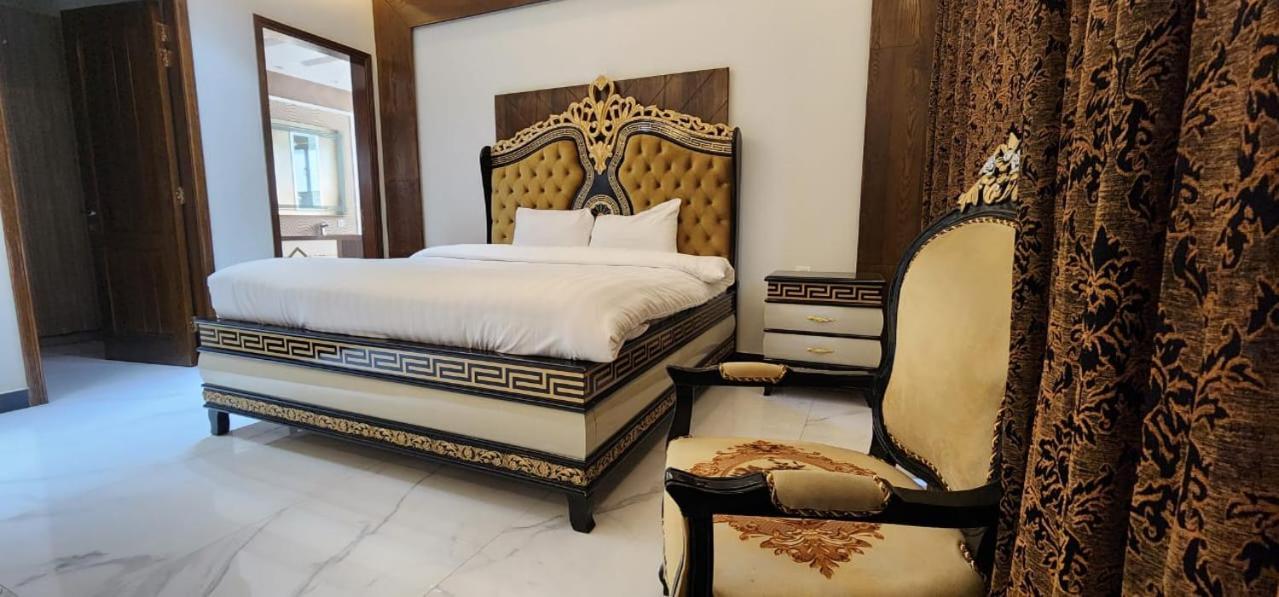 Palm Tree Hotel Lahore Bagian luar foto